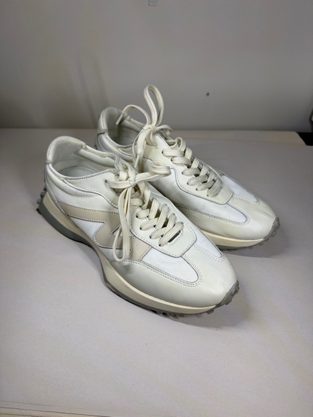 Steve Madden Women's White and‎ Cream Athletic Sneakers